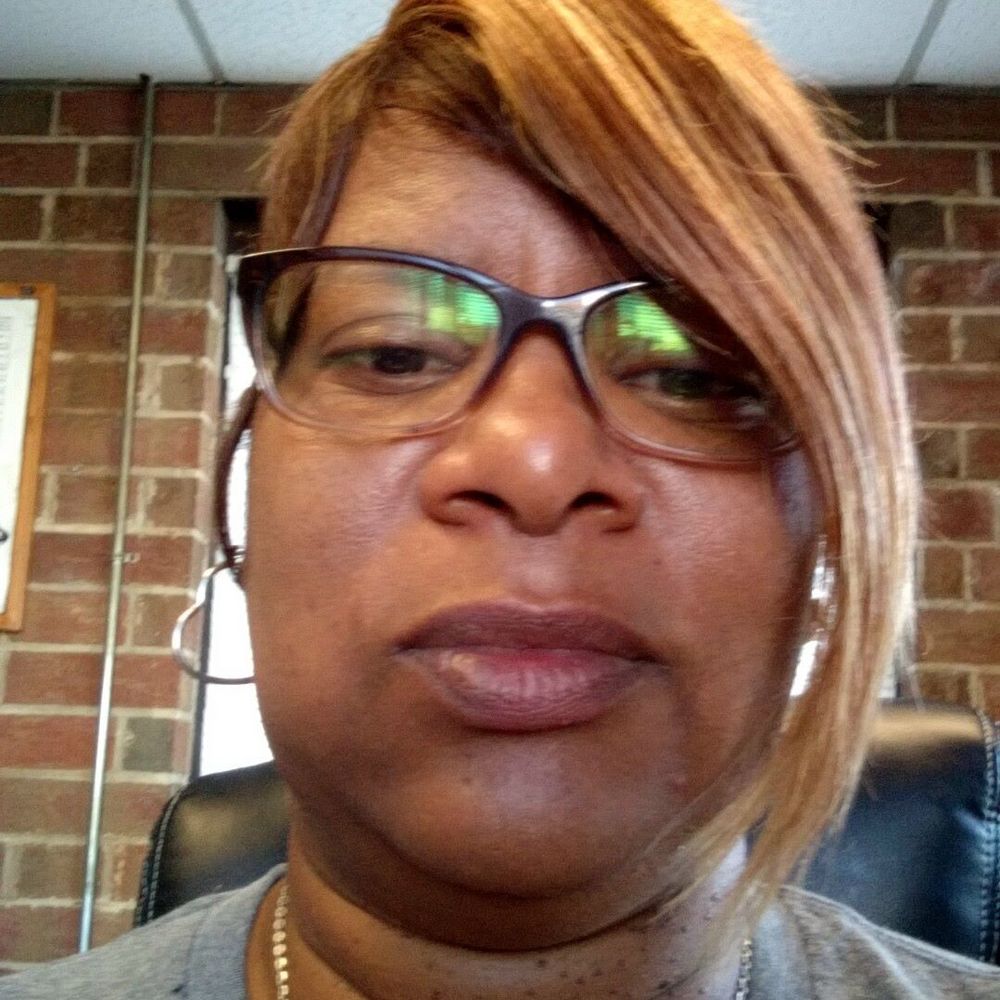 Meet your Posher, April